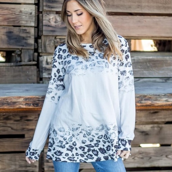 Tickled Teal Women's Long Sleeve Casual Loose Sweater Outerwear - Picture 4 of 8